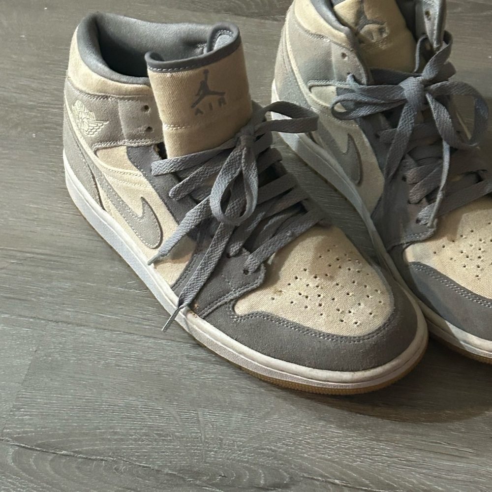 Jordan Sneakers in Cream and Gray - Picture 6 of 6